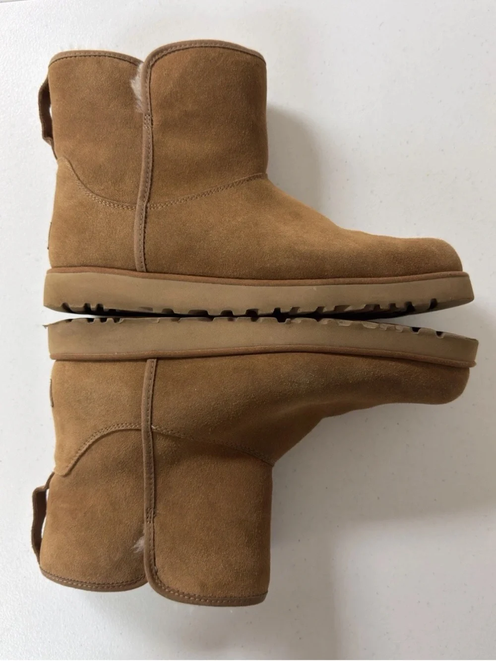 UGG Women’s Cory Il Genuine Shearling Lined Boots Chestnut Brown Size 10